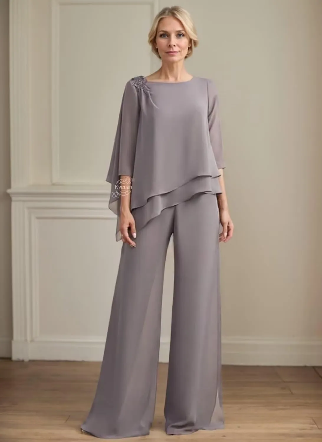 2 Pcs Pant Suits for Women Dressy Elegant Lace Applique Tiered Chiffon 3/4 Sleeve Mother of The Bride Pantsuits for Wedding