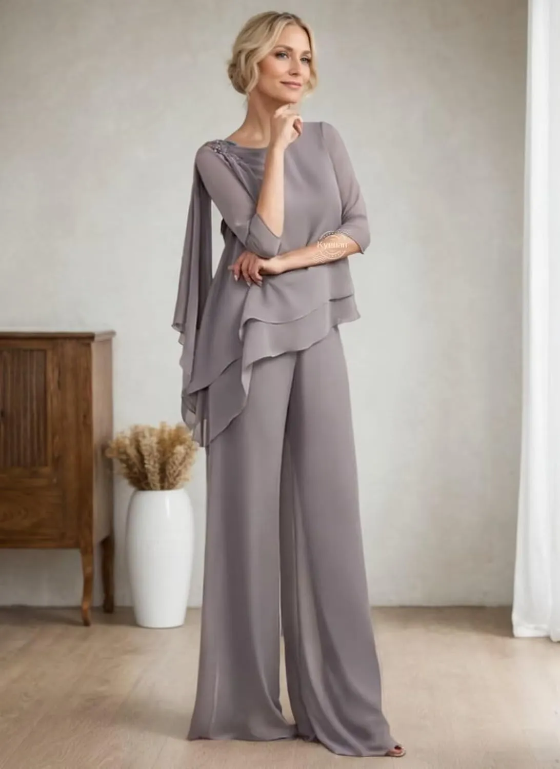 2 Pcs Pant Suits for Women Dressy Elegant Lace Applique Tiered Chiffon 3/4 Sleeve Mother of The Bride Pantsuits for Wedding