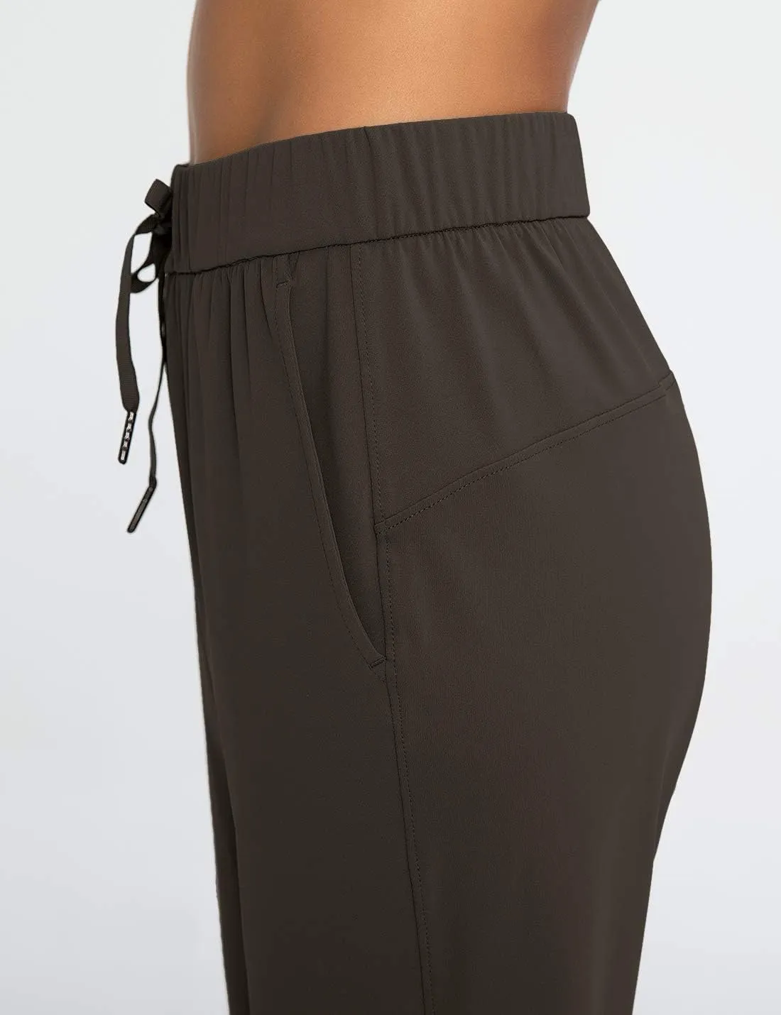 AJISAI Petite/Regular Women's 7/8 Joggers Travel Pants with Pockets Lounge Casual Stretch Workout Pants