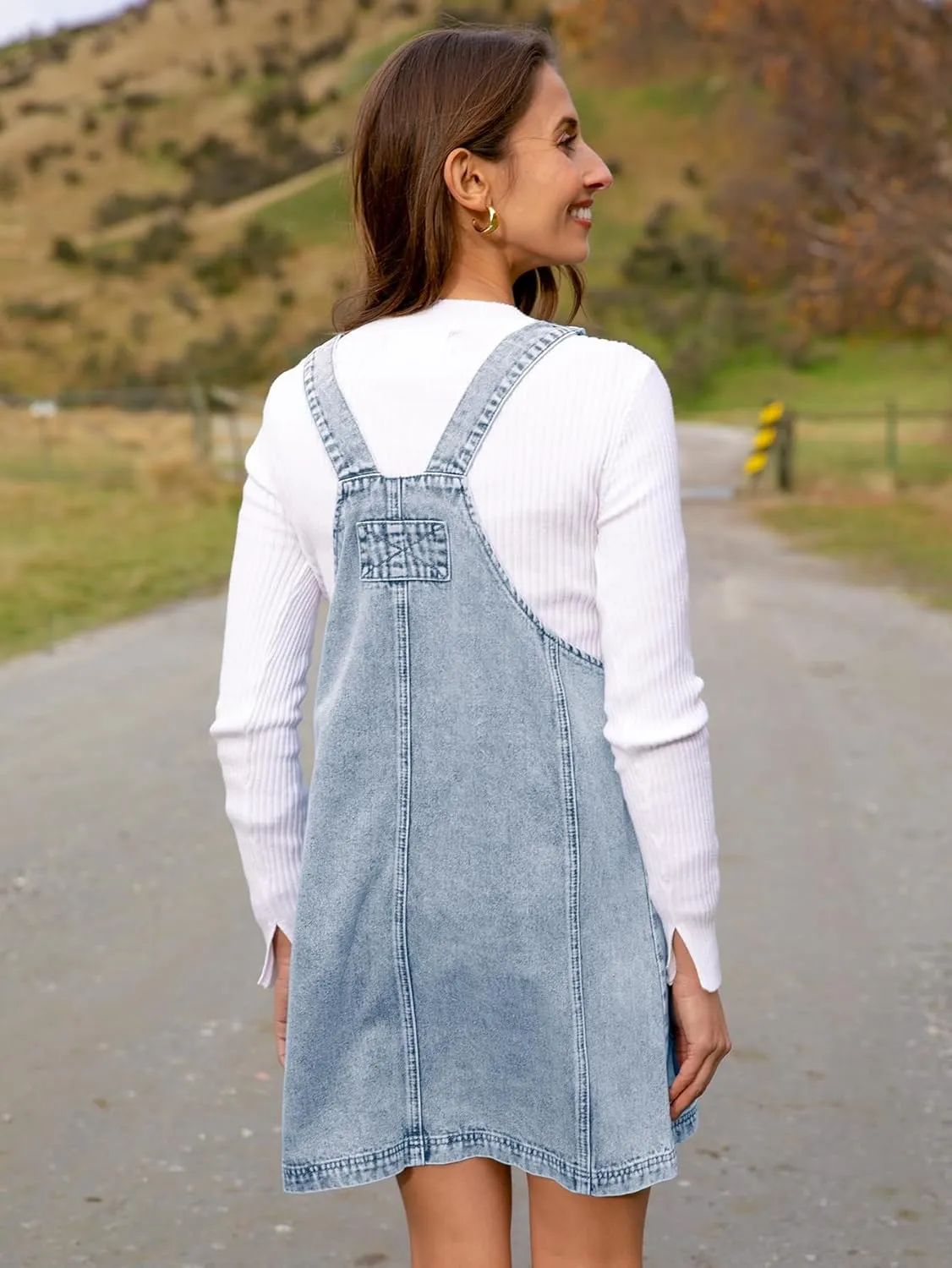 BerryGo Women's Denim Overall Jean Sleeveless Romper 2025 Mini Pinafore Dress Shorts Jumper With Pocket