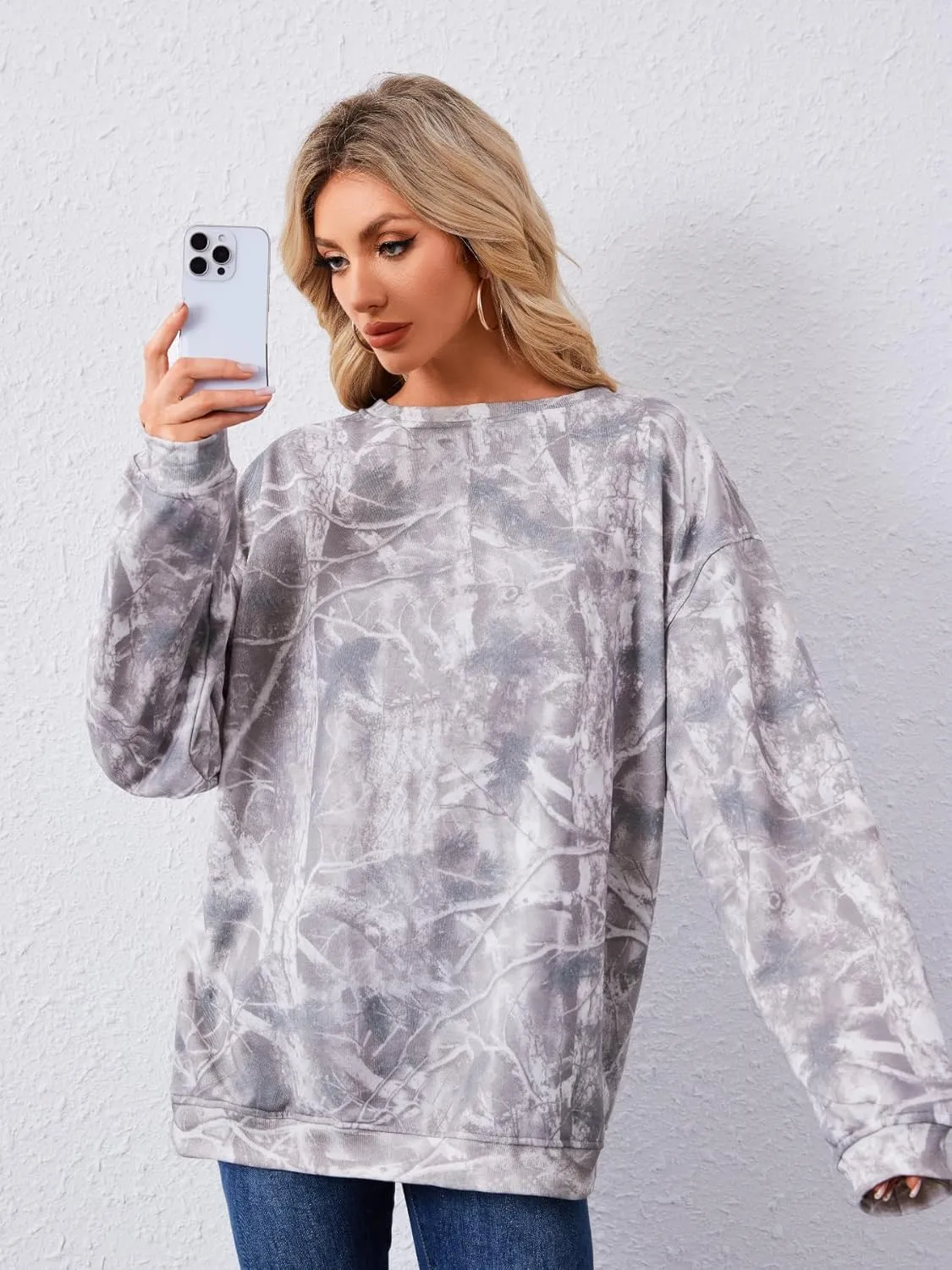 Oversized Camo Sweatshirt For Women Men Maple Leaf Camouflage Sweatshirts Hunting Camo Pullover Tops