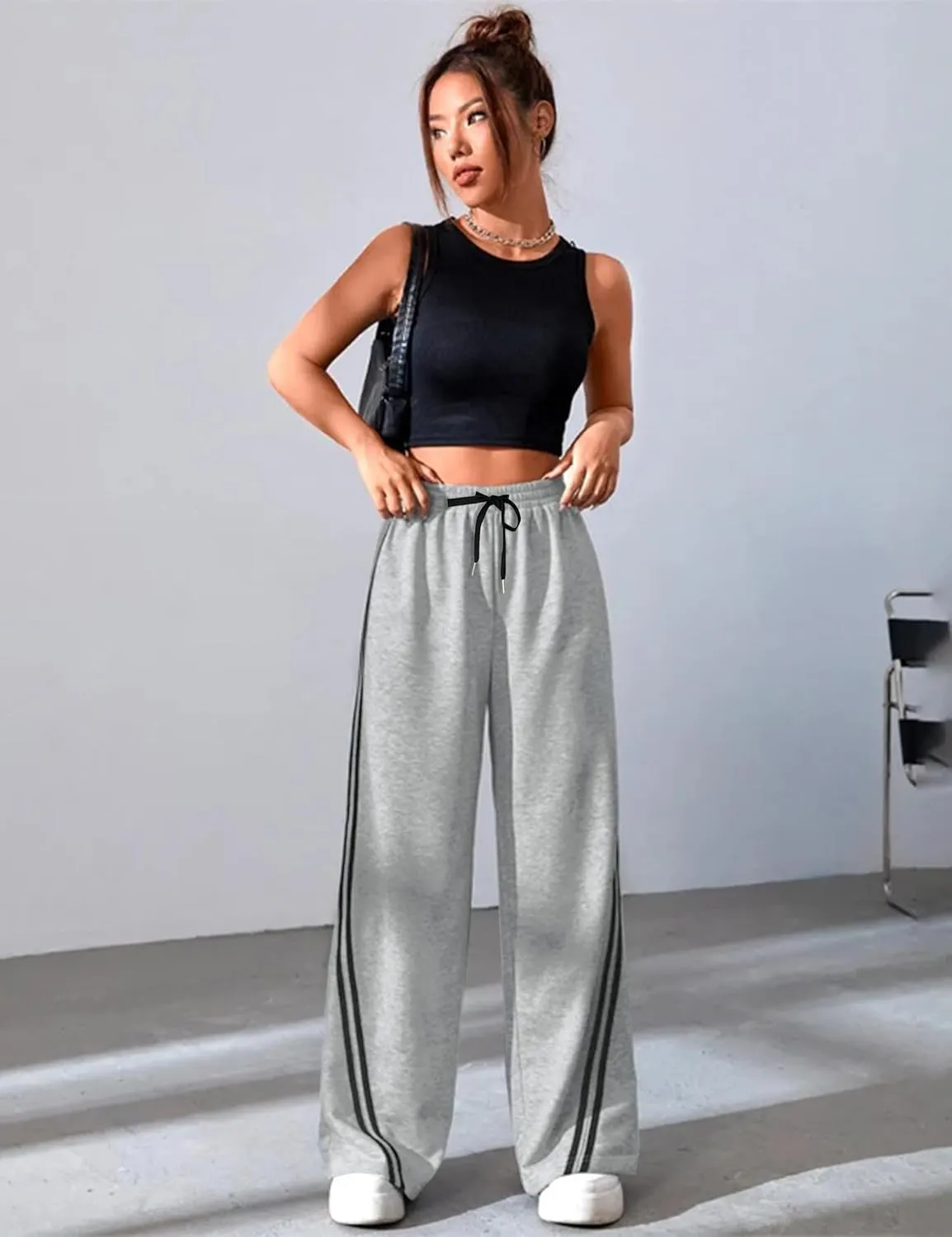Quenteen Women's Wide Leg Sweatpants Casual High Waisted Straight Sweat Pants Drawstring Joggers with Pockets