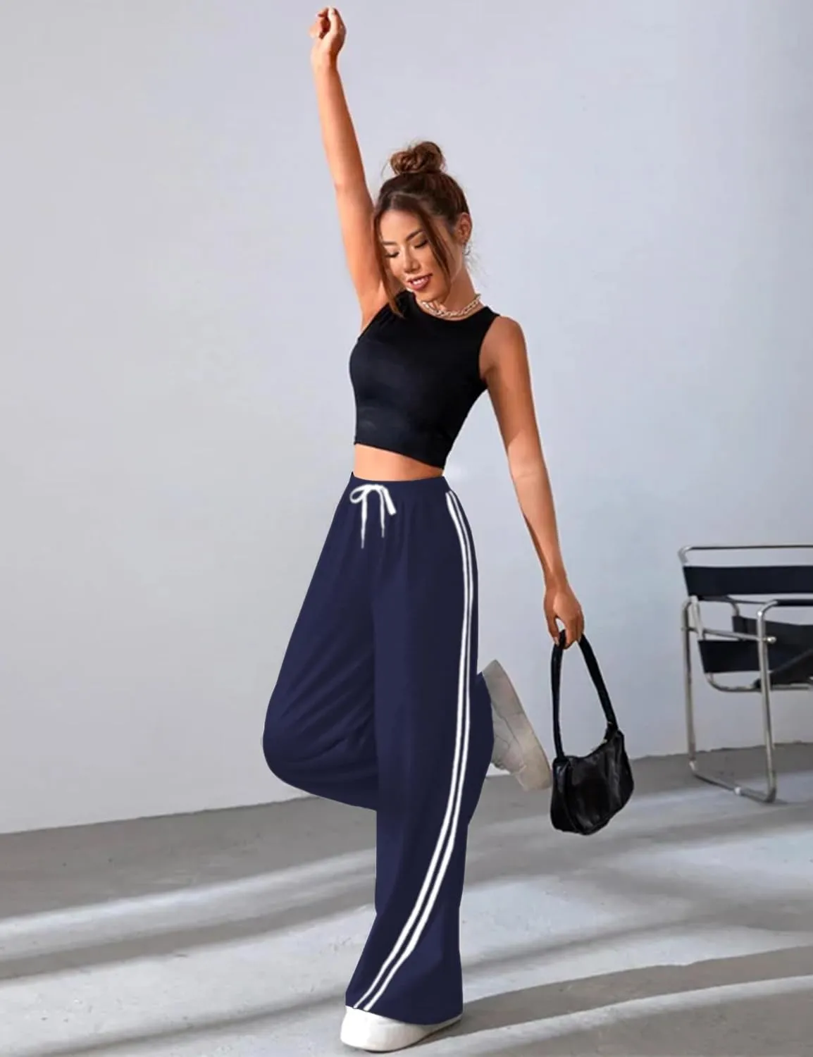 Quenteen Women's Wide Leg Sweatpants Casual High Waisted Straight Sweat Pants Drawstring Joggers with Pockets