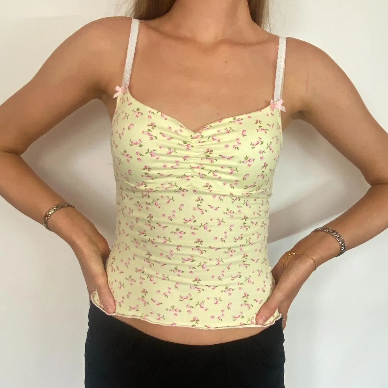 Women Cute Floral Tank Tops Y2k Sleeveless Backless Spaghetti Strap Top Summer V Neck Mini Vest Retro 00s Camisole